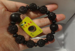 廠家供應本色與黑色棗木十八羅漢手鏈 佛教手工雕刻工藝品批發詳解